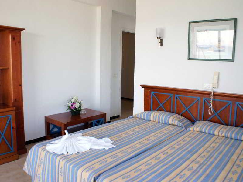 Hotel Goya Cala Millor  Eksteriør billede
