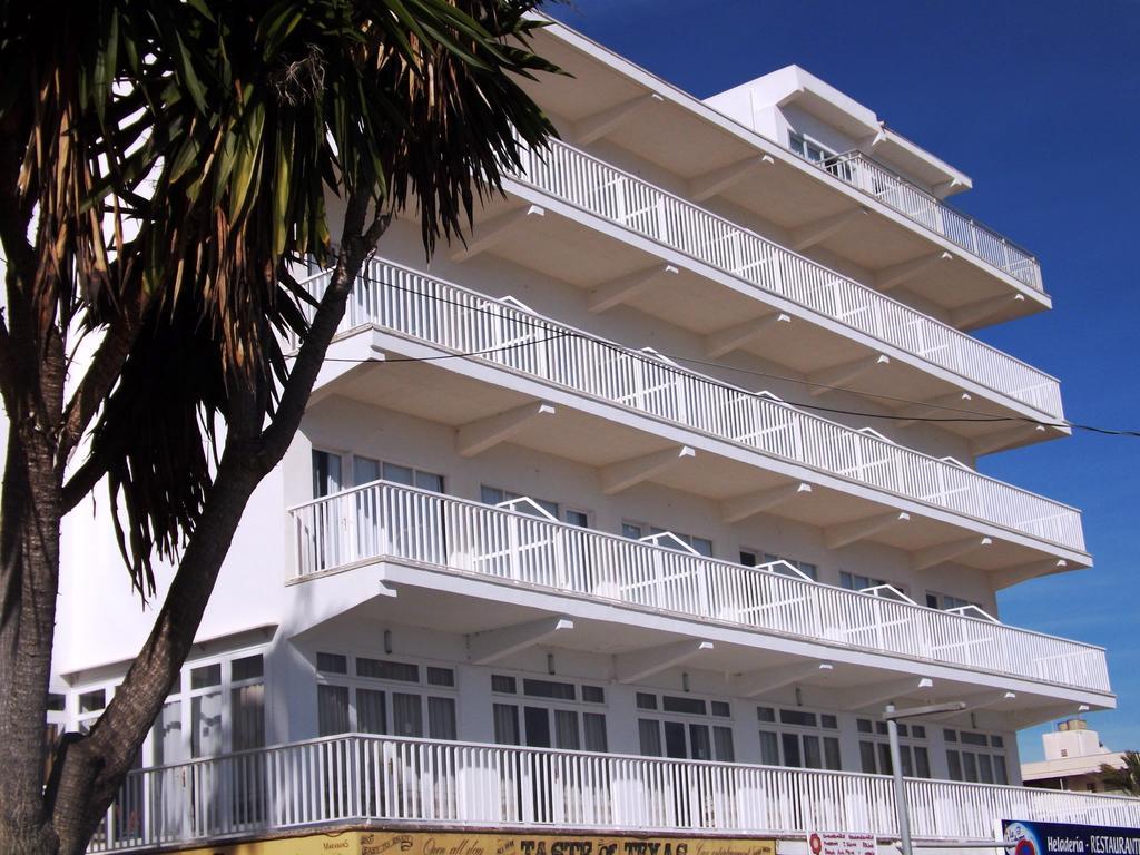 Hotel Goya Cala Millor  Eksteriør billede